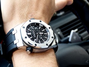 Stainless Steel Replica Watches Recommendation for New Year