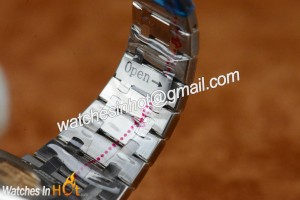 Audemars Piguet Royal Oak 41mm Diamond Replica Wristwatch Review_18