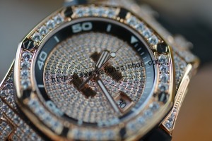 Audemars Royal Oak Offshore Diver Diamond Set Replica Watch Review_10