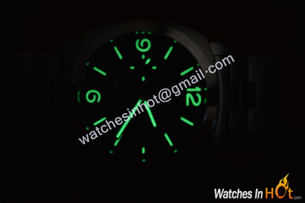 PAM 328 Replica Watch Review - P.9000 Models with Bracelet_19