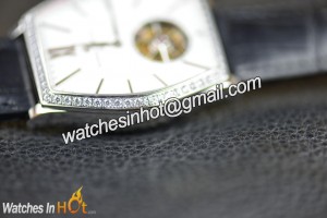 Diamond Bezel of Vacheron Constantin Replica Watch - Malte Tourbillon with Diamond Set