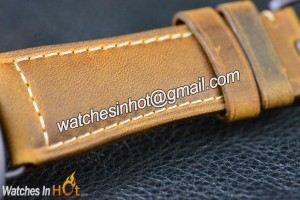 Brown Distressed Calfskin Leather Strap on Panerai PAM339 Radiomir Composite Marina Militare 8 Giorni H-Maker Replica Watch