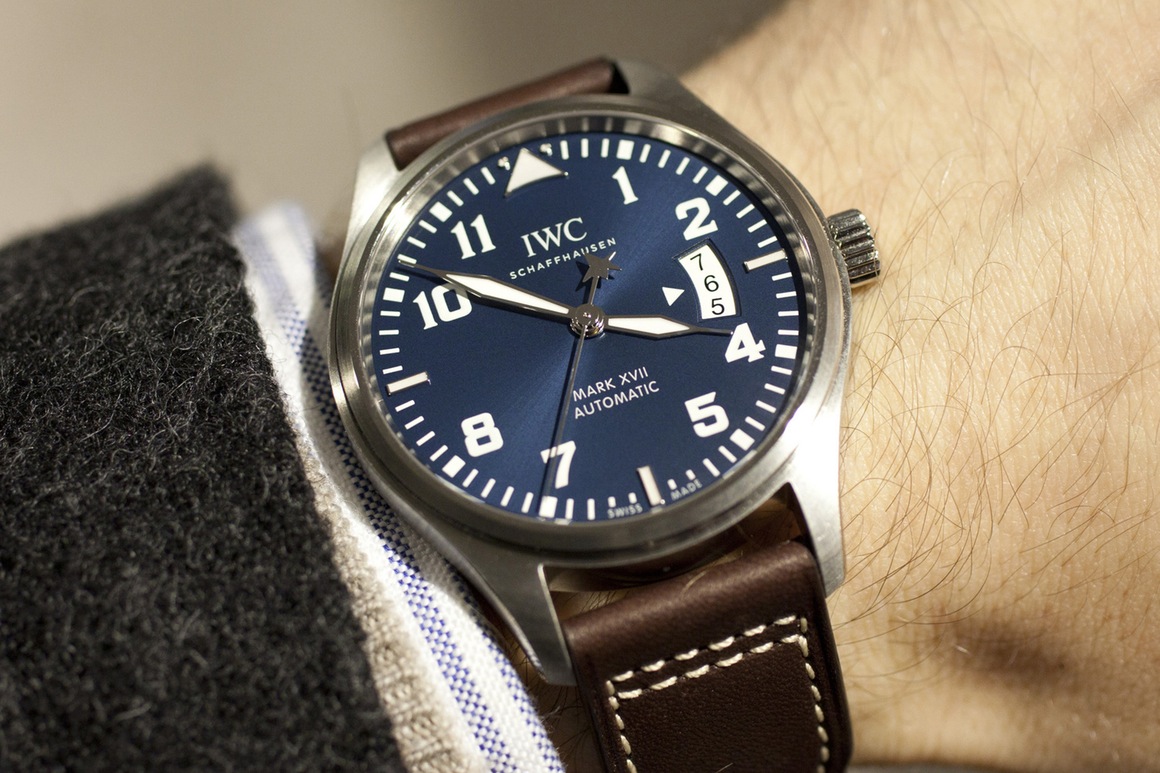 Flying fairy tale on the wrist : Pilot's Watch “Le Petit Prince” Special Edition Replicas